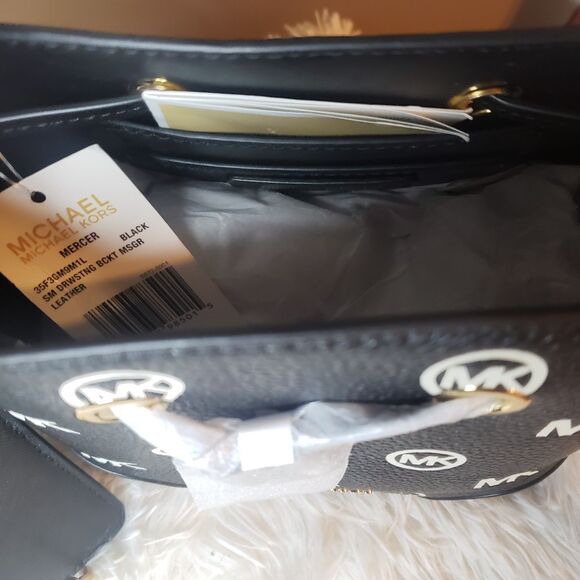 MICHAEL KORS Mercer SM Bucket Messenger Bag & Jet Set Coin Pouch Set Black NWT - Picture 6 of 8